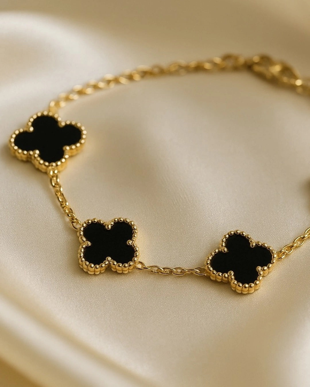 Clover Bracelet - Black Edition