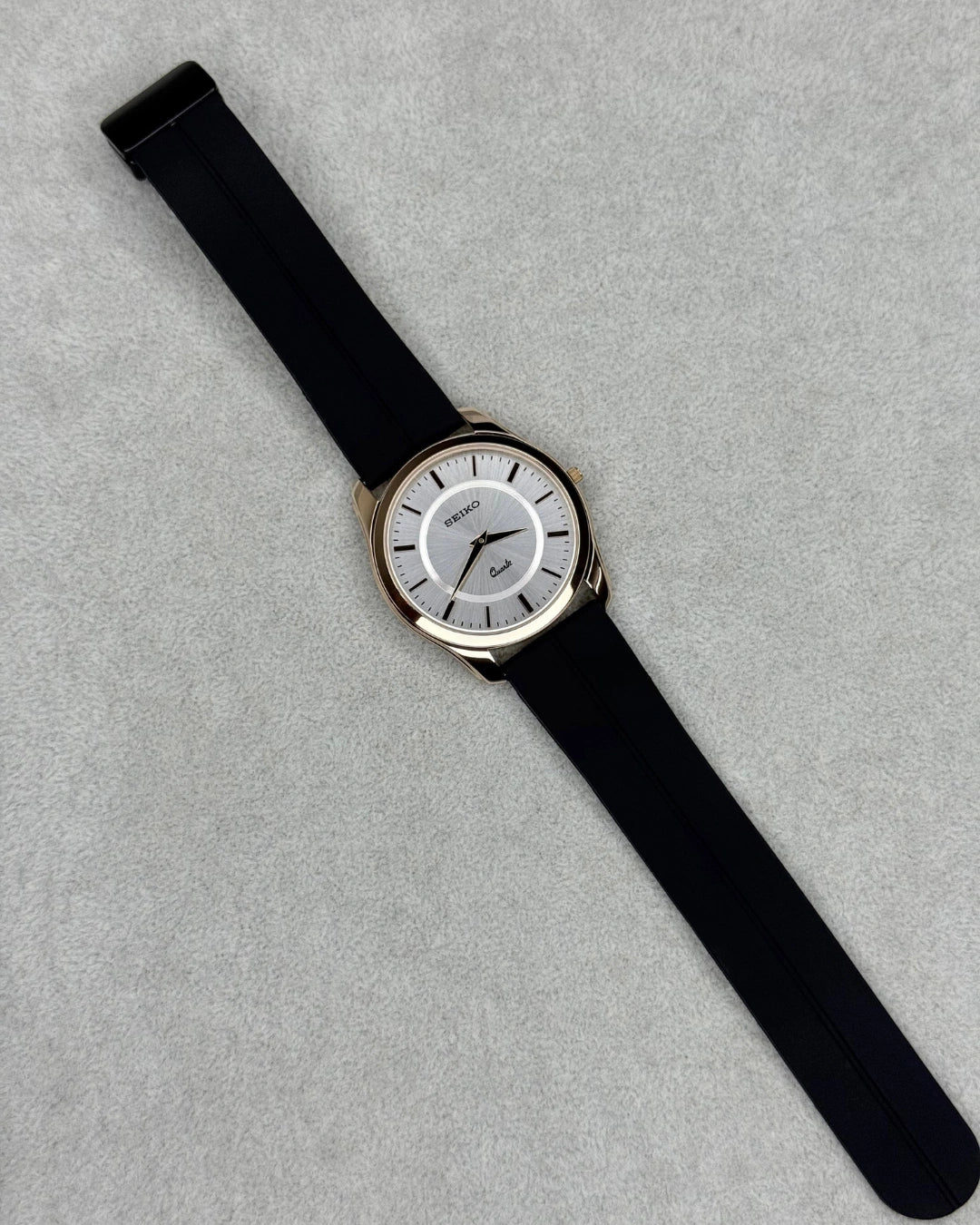 Auravya Black & Gold Prestige
