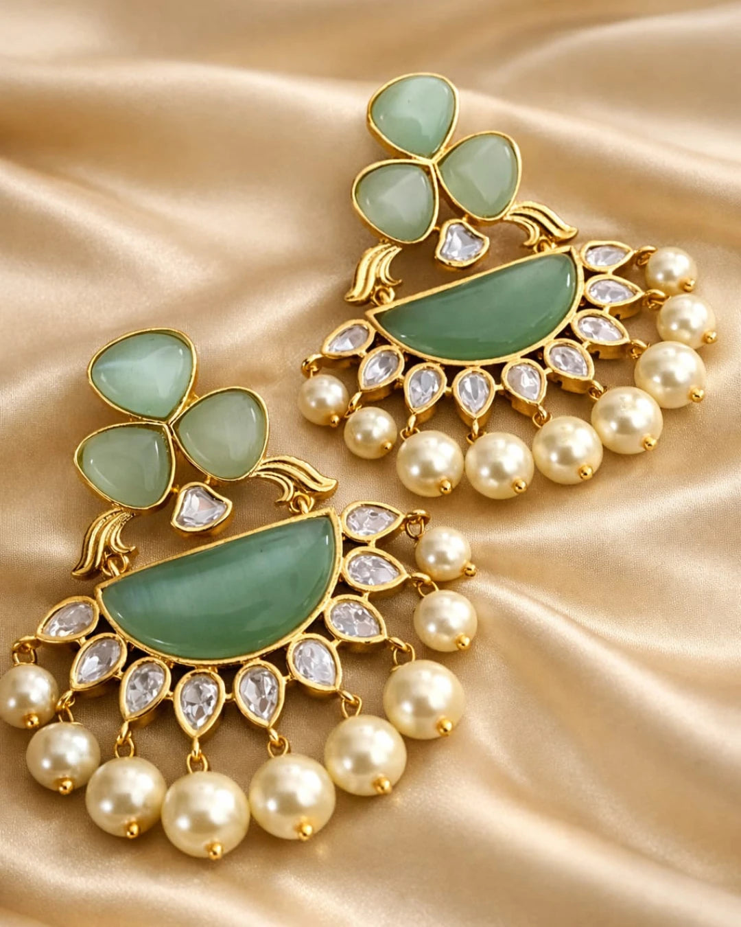 Pearl Crest Mint Earrings