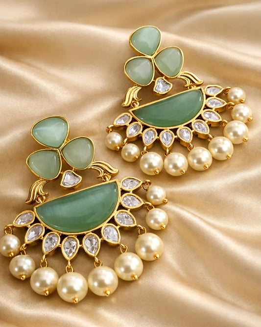 Pearl Crest Mint Earrings