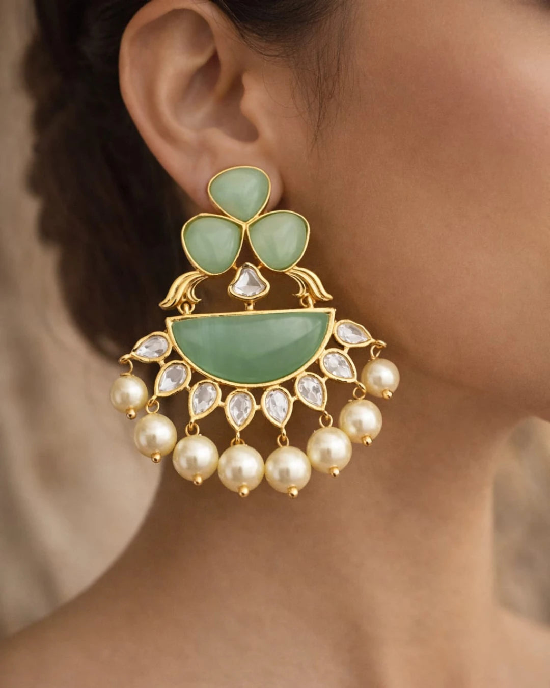 Pearl Crest Mint Earrings