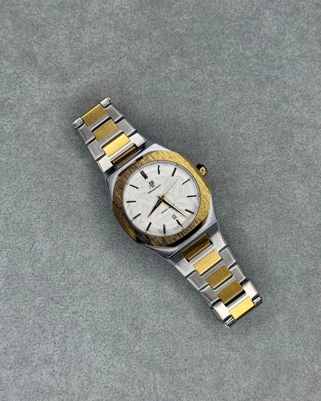 Auravya Gold Crest Classic