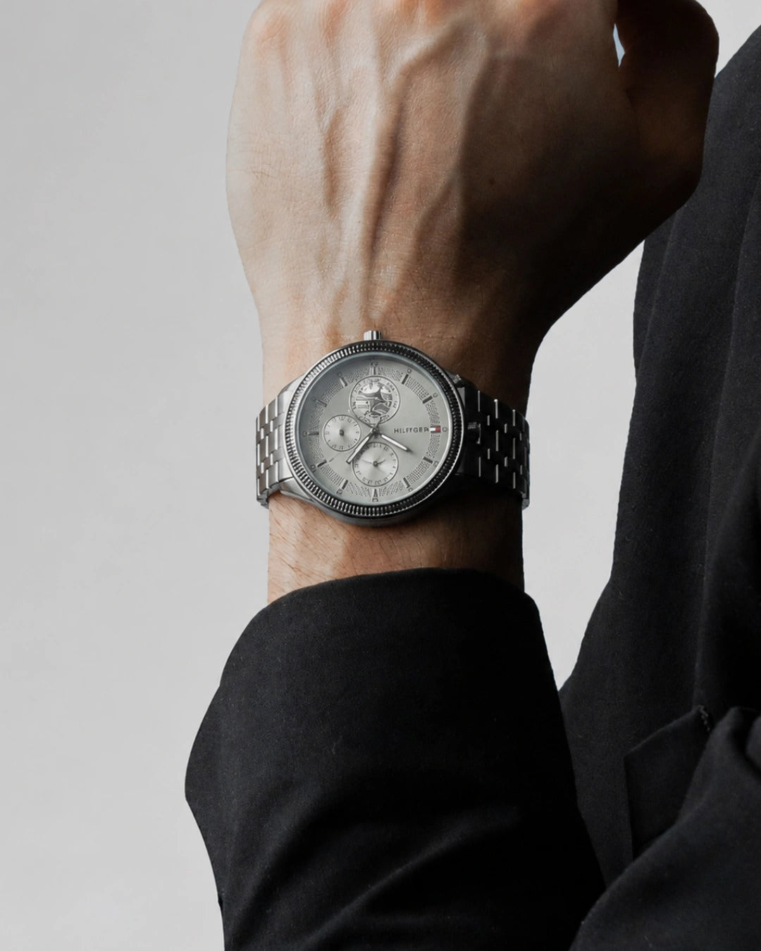 Auravya Silver Crest