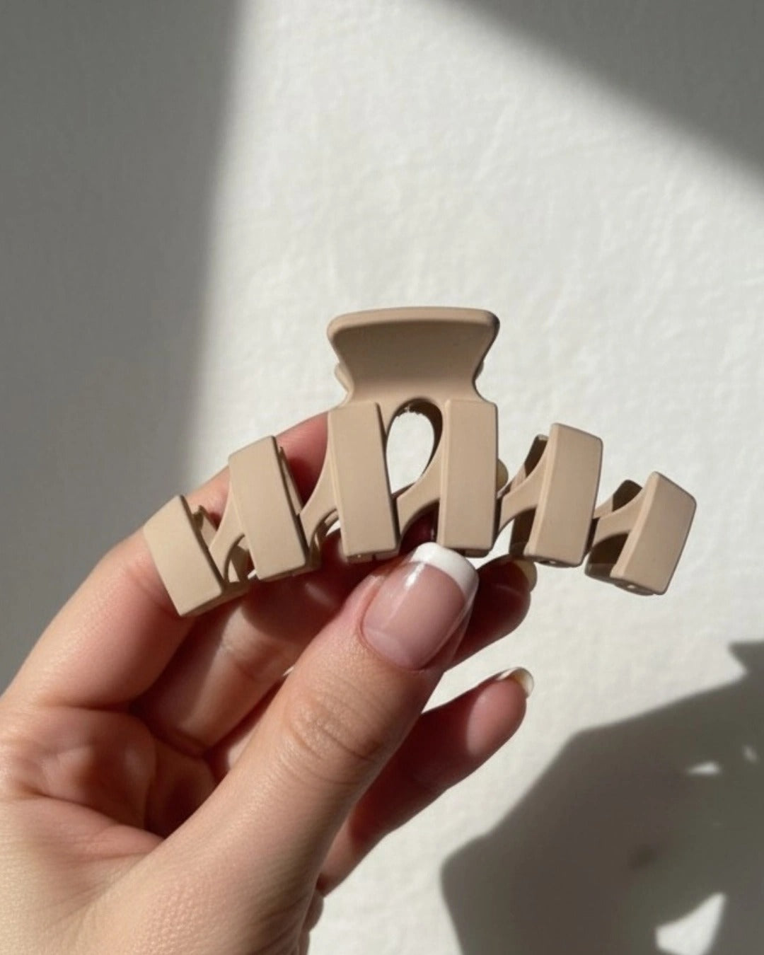 Zig Zag Large Hair Claw Clip