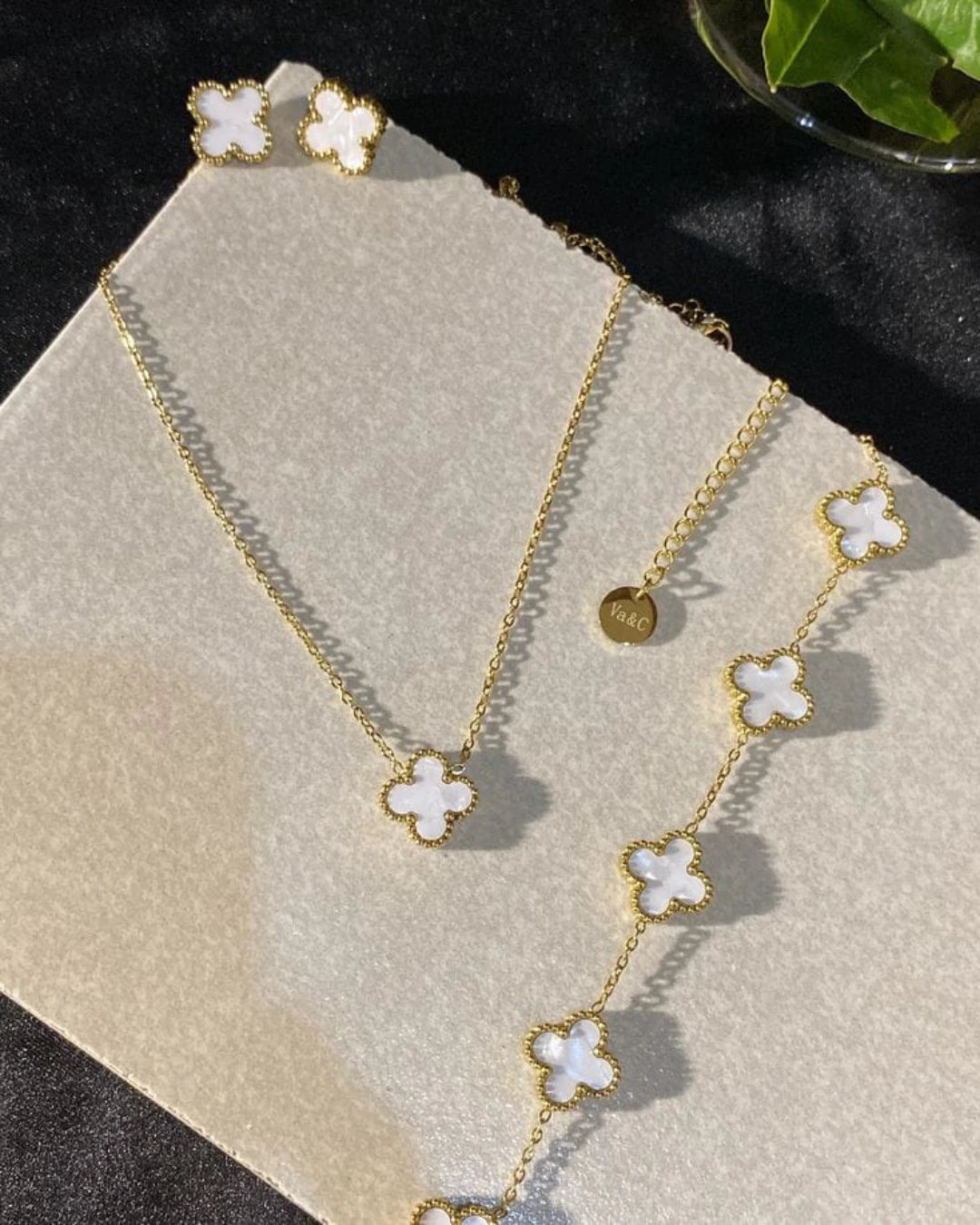 Curated Clover Set by Auravya