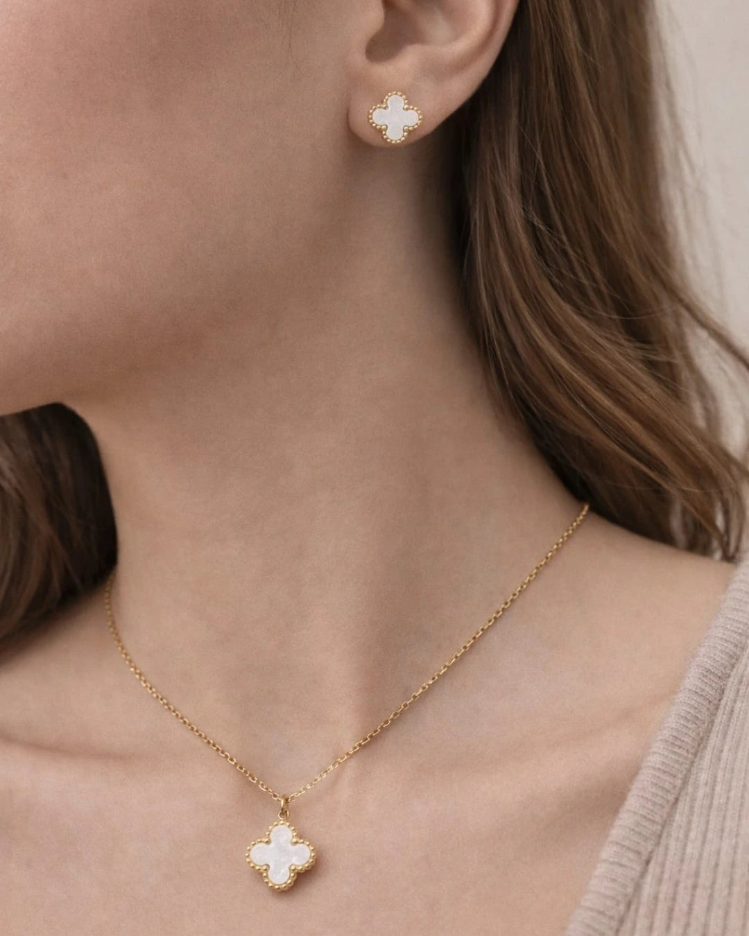 Clover Pendant and Earrings Set