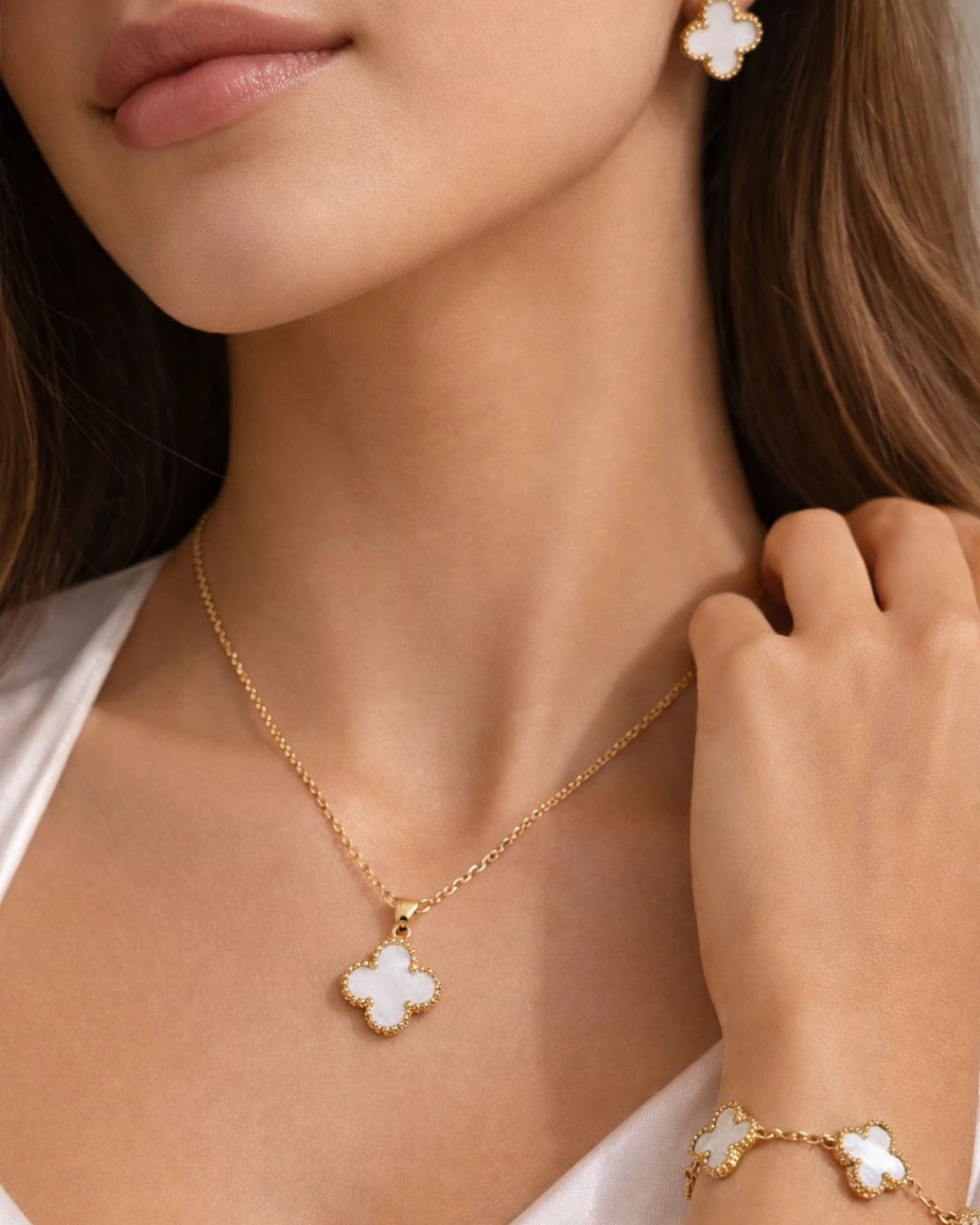 Curated Clover Set by Auravya