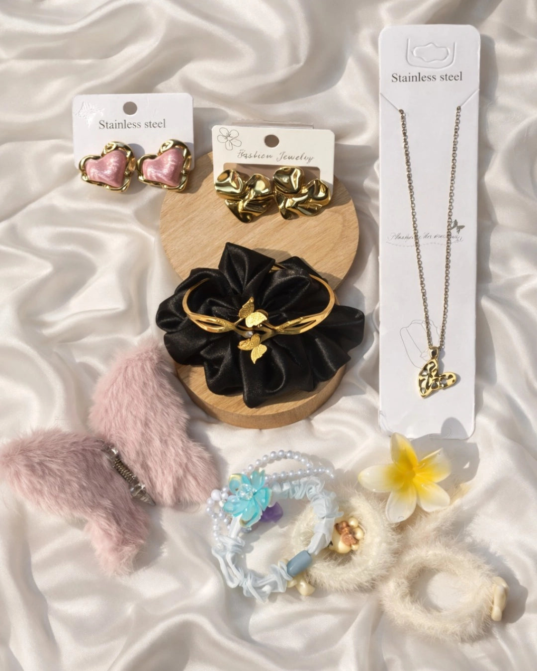 Golden Heart Essentials - Auravya Picks 💕