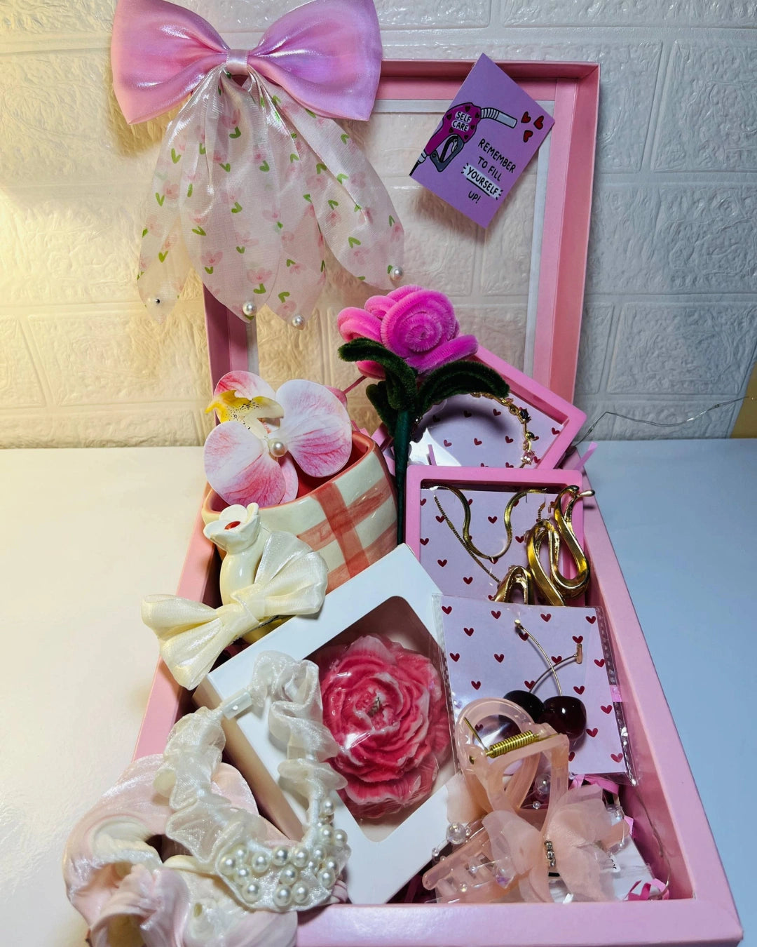 Auravya Blush Keepsake Hamper